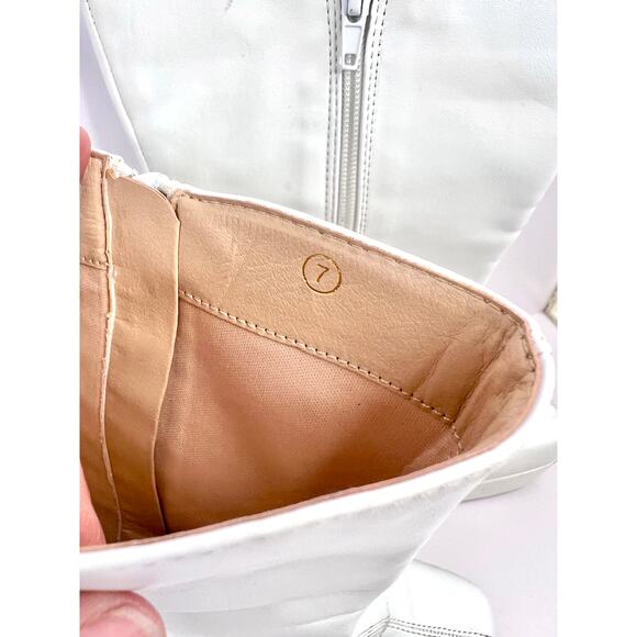 Pretty Little Thing White Platform Boots Size 7 Chunky Heels Square Toe Zip - Picture 5 of 15